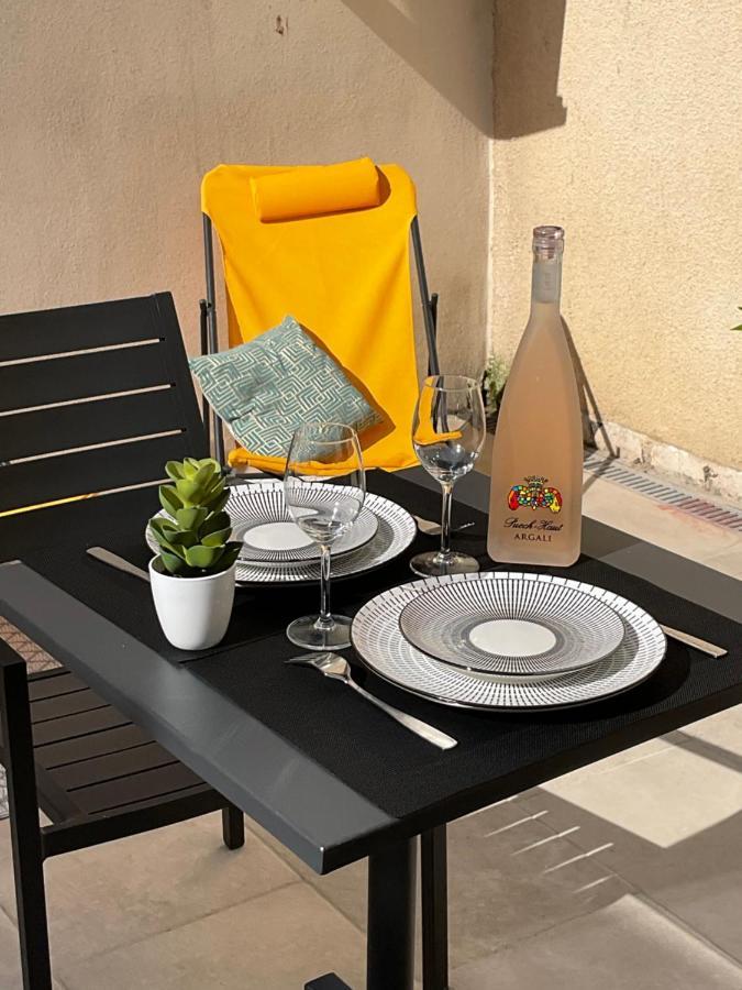 Studio pour 2 avec terrasse au pied de la Cité : ma pierre à l’édifice Carcassonne Exterior foto